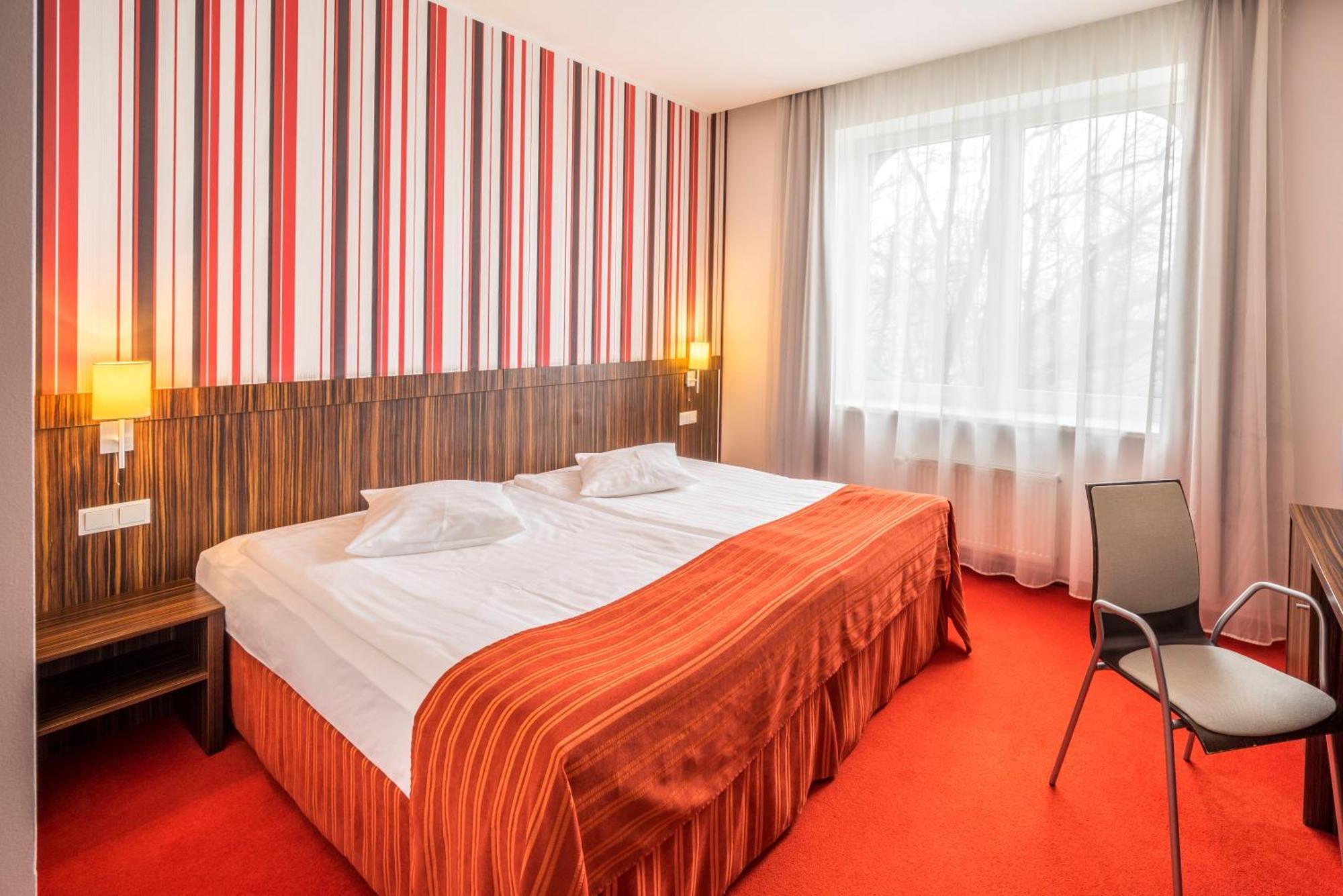 Rija Vef With Free Parking Hotel 3*