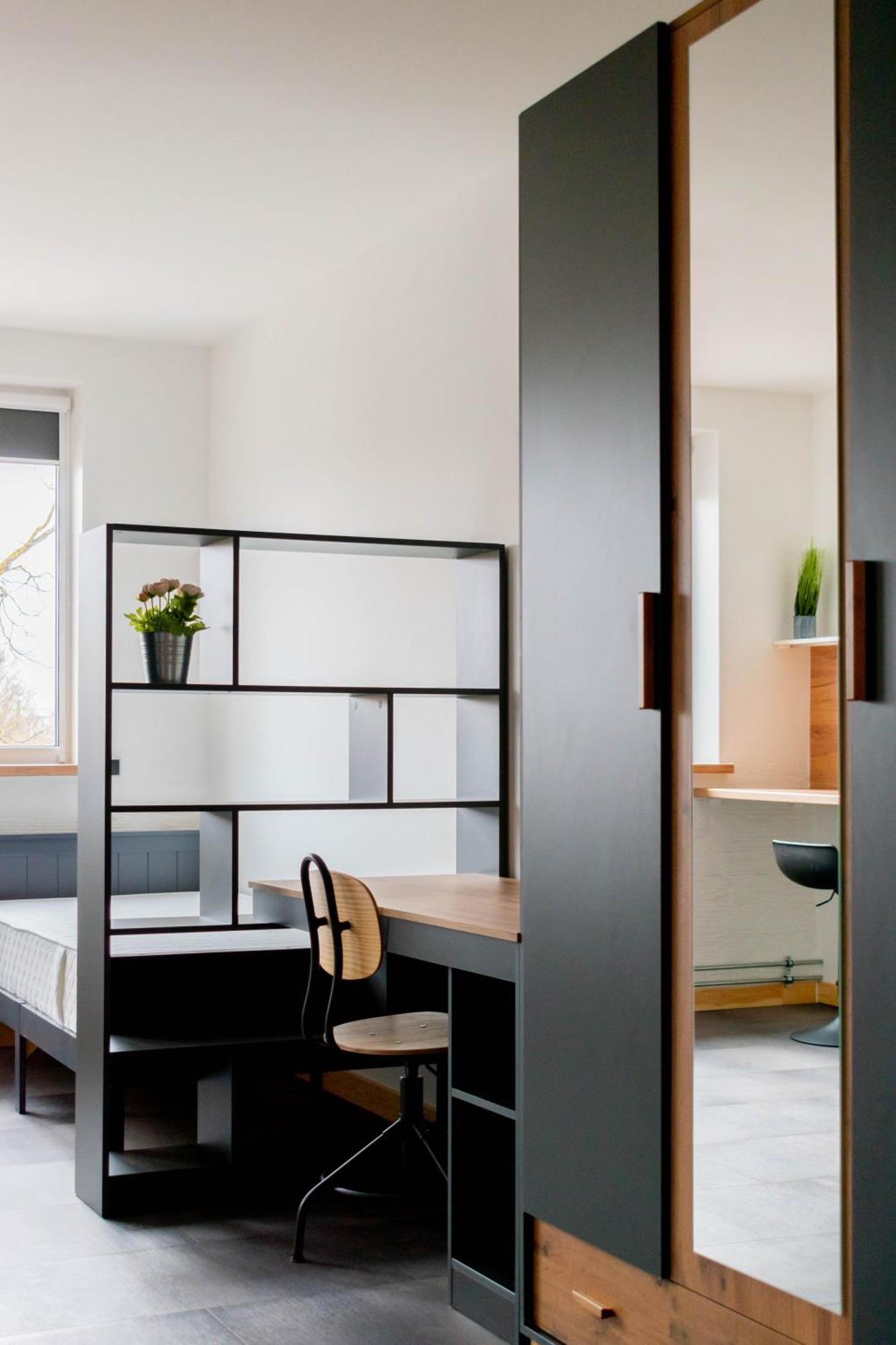Apartment Youthments Living