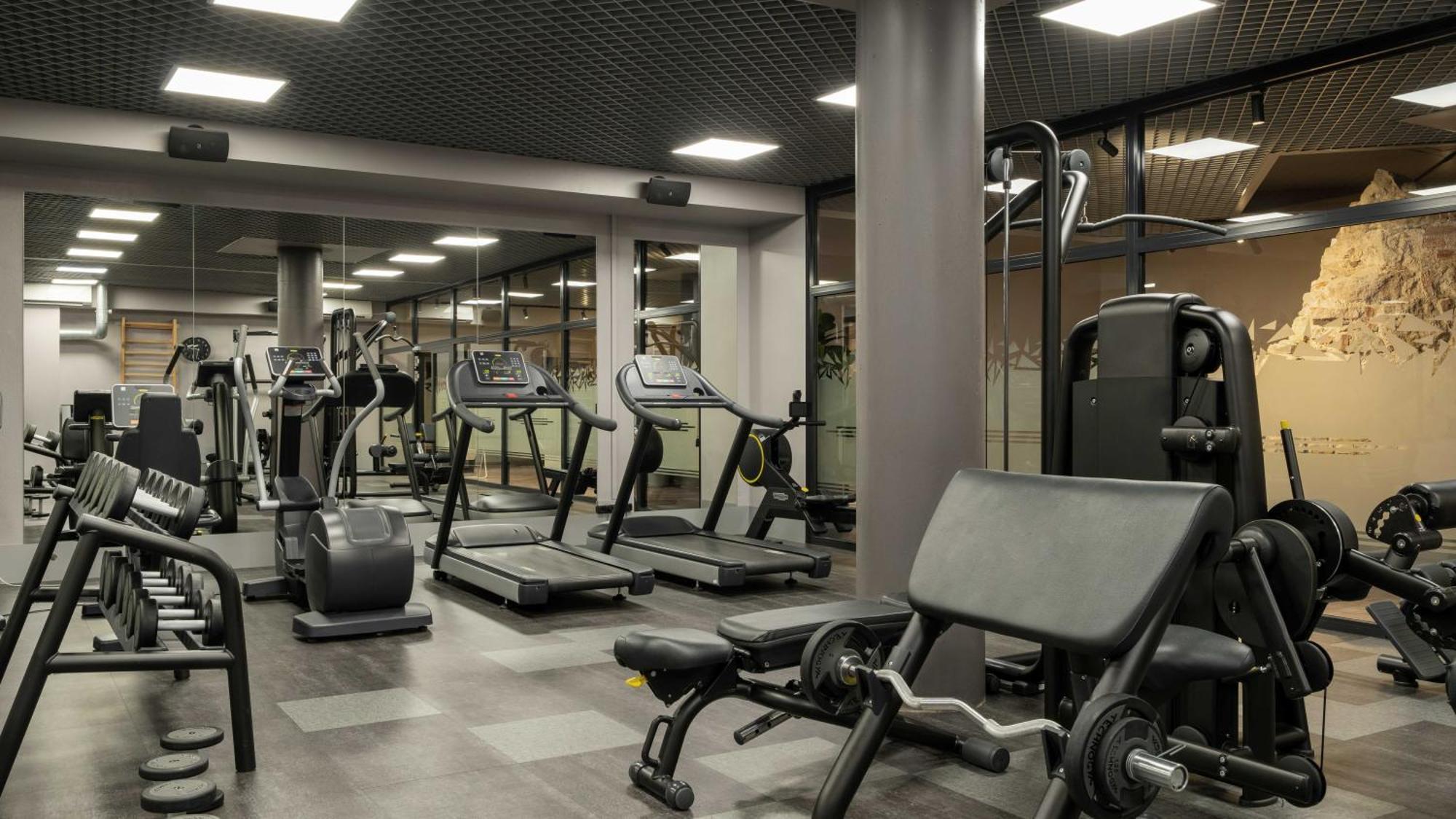 Wellton Riverside Hotel 4*