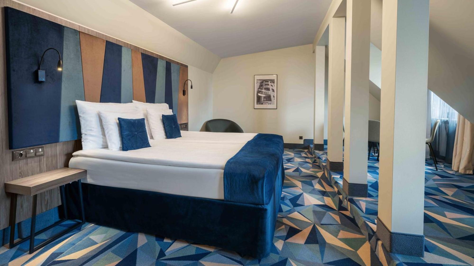 Hotel Wellton Riverside 4*