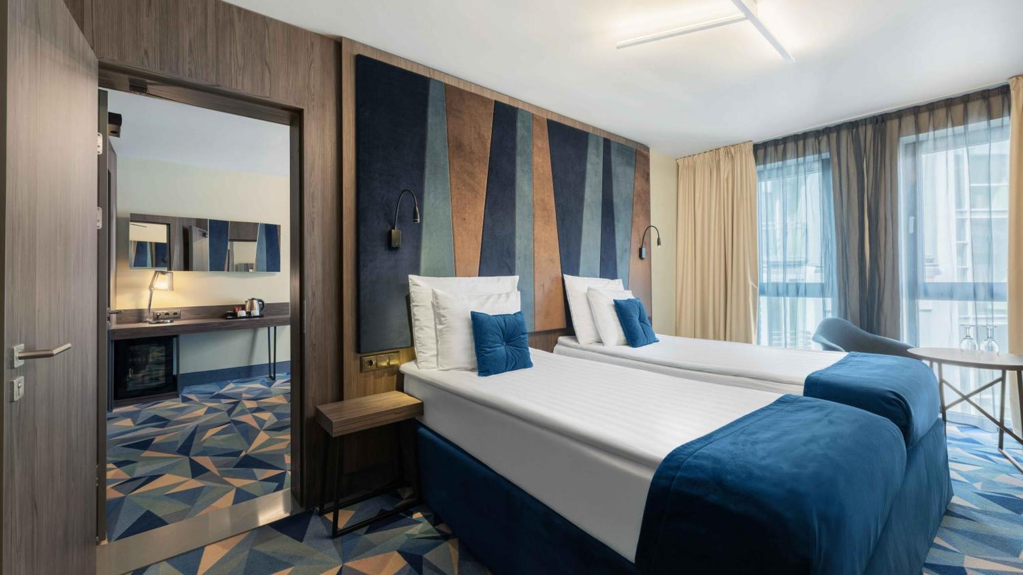 Wellton Riverside 4* Riga