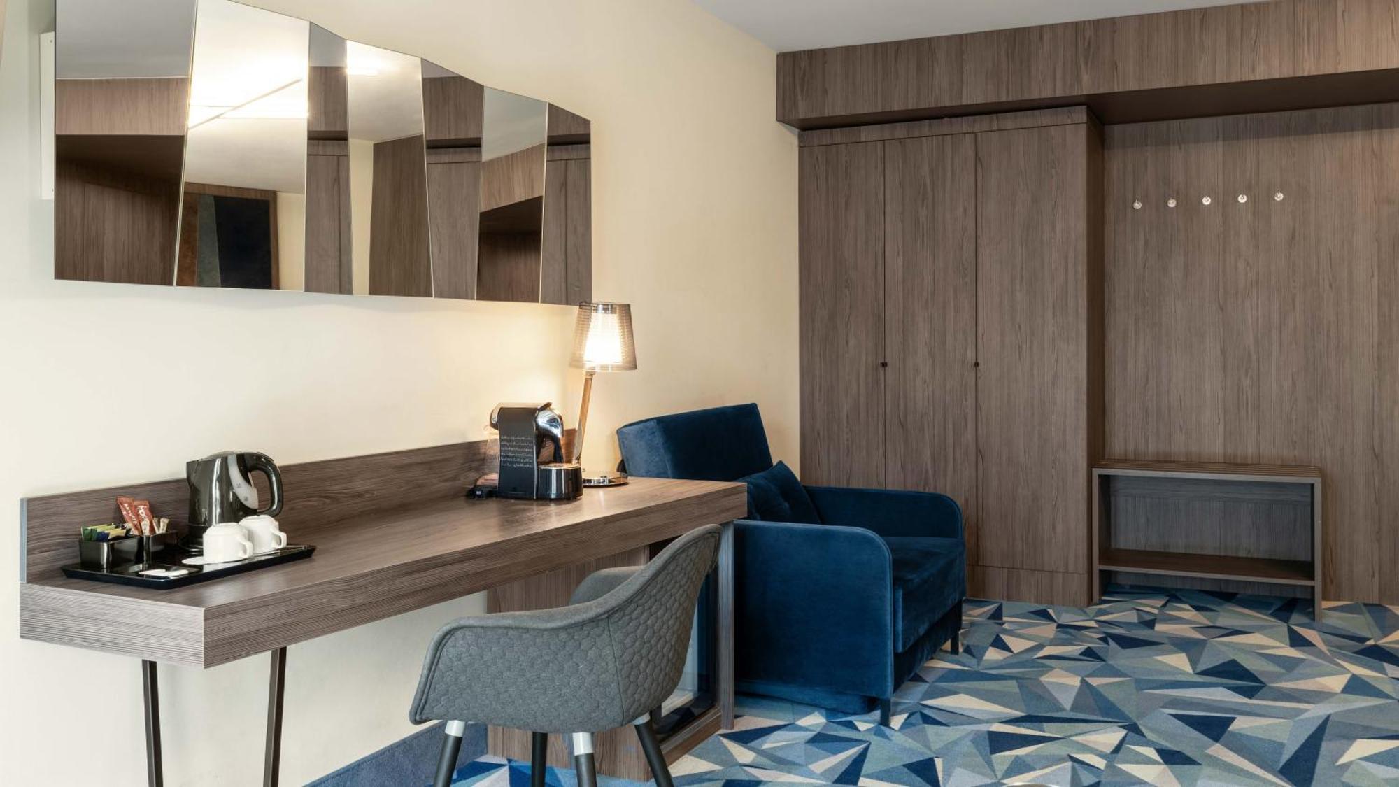 Hotel Wellton Riverside 4*