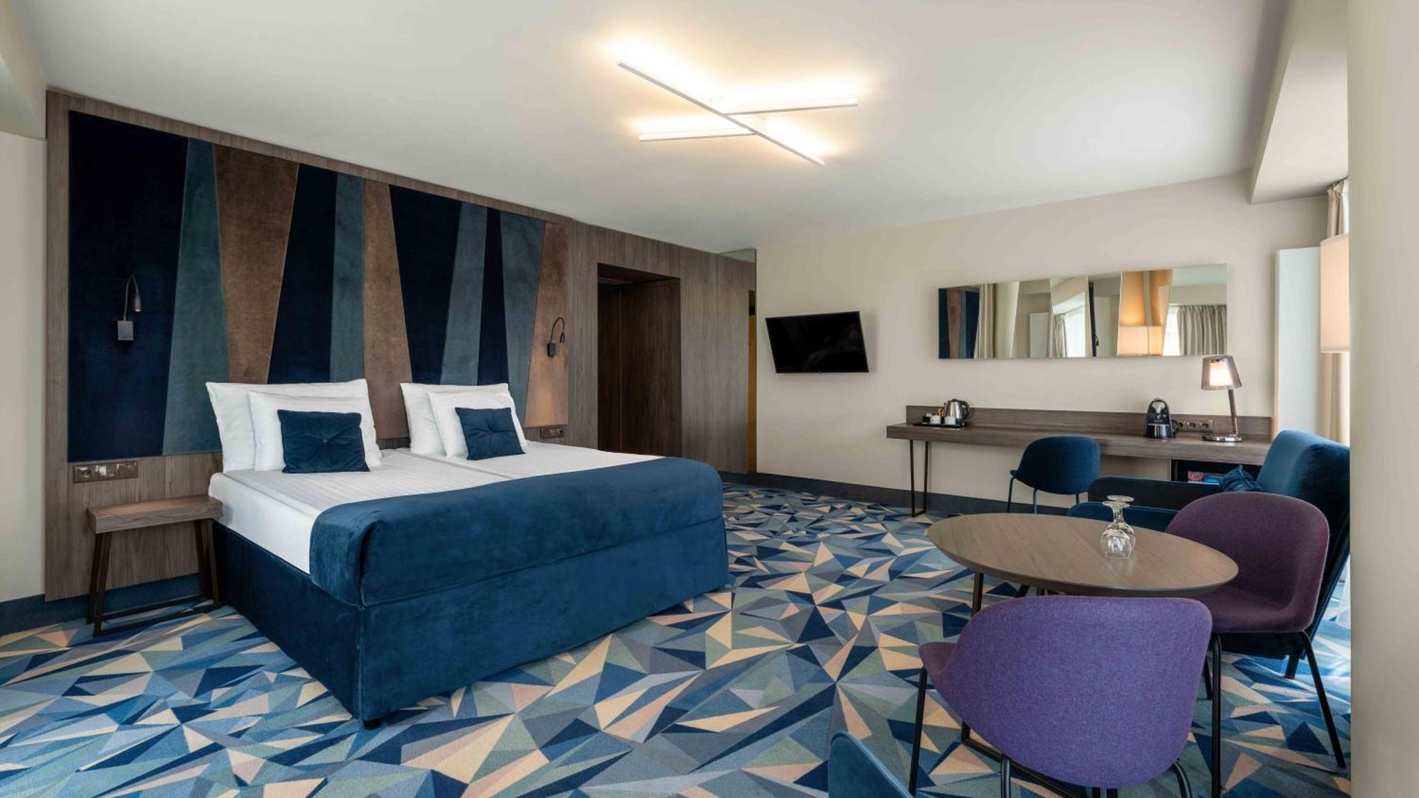 Wellton Riverside Hotel
