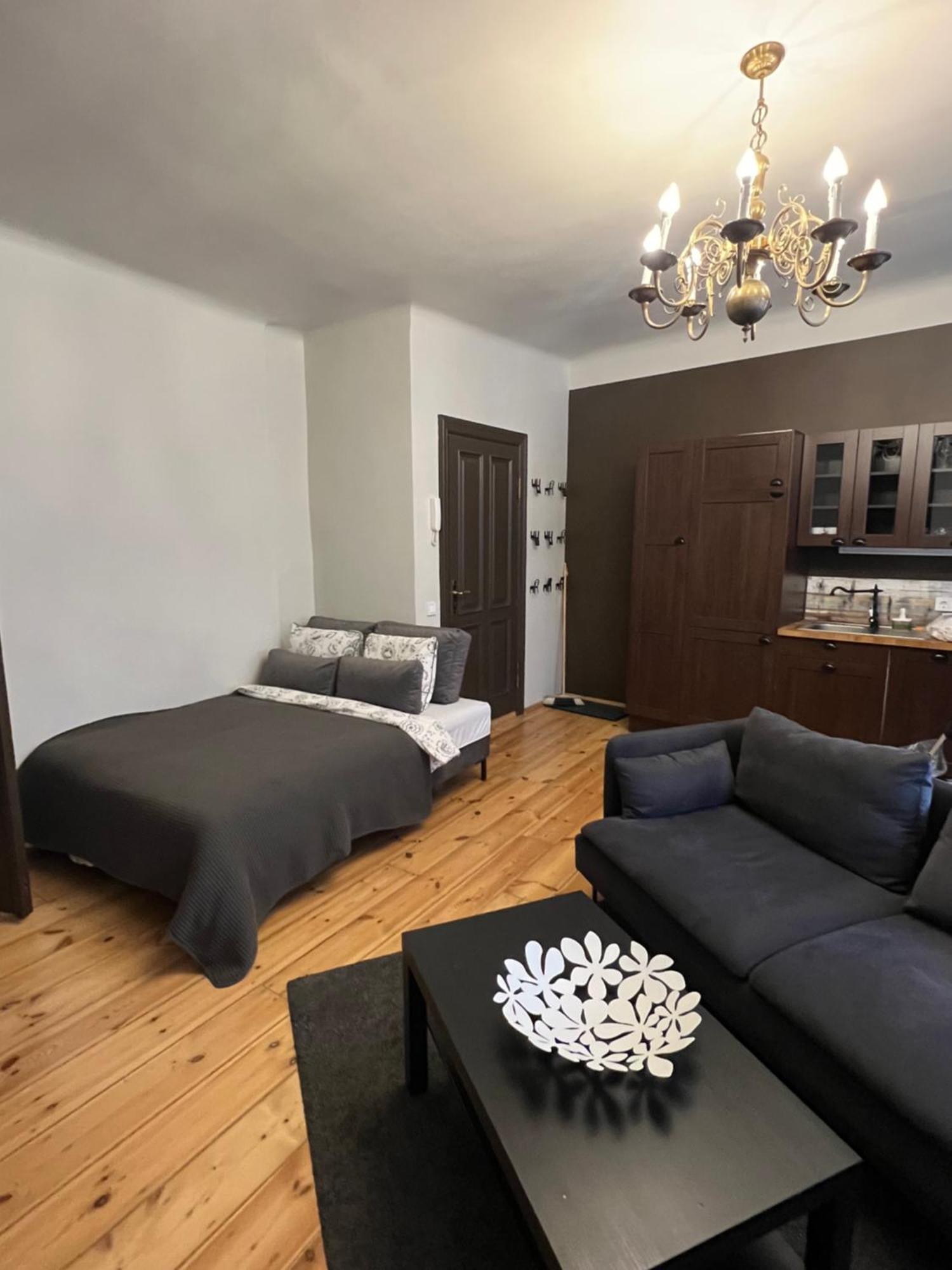 Doma Square 2, In The Heart Of Old Town Apartment *