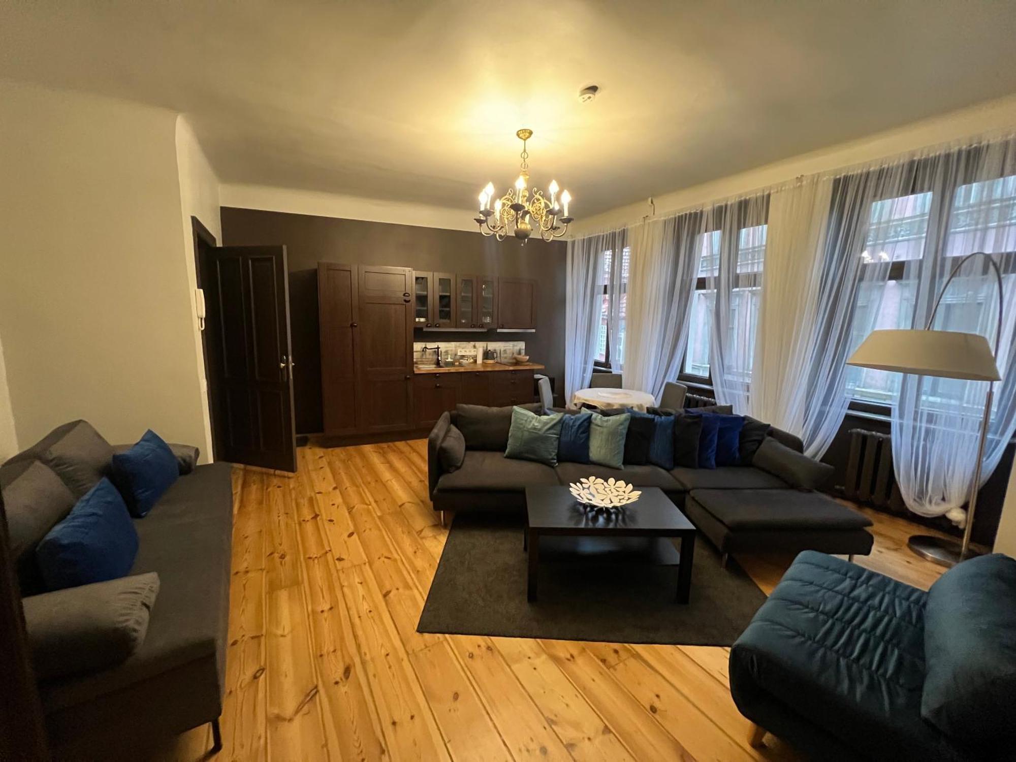 Apartment Doma Square 2, In The Heart Of Old Town *