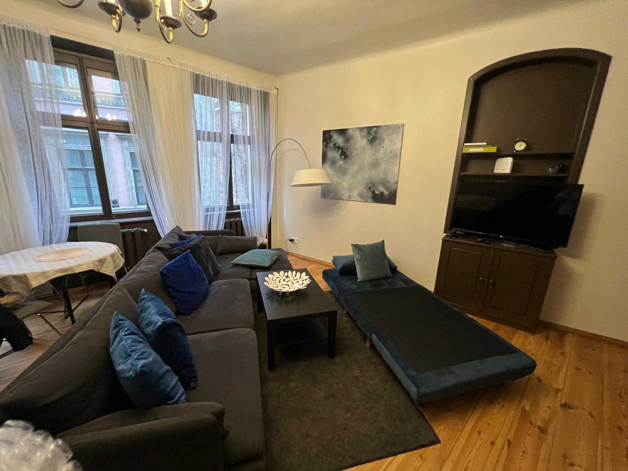 Doma Square 2, In The Heart Of Old Town Apartment *