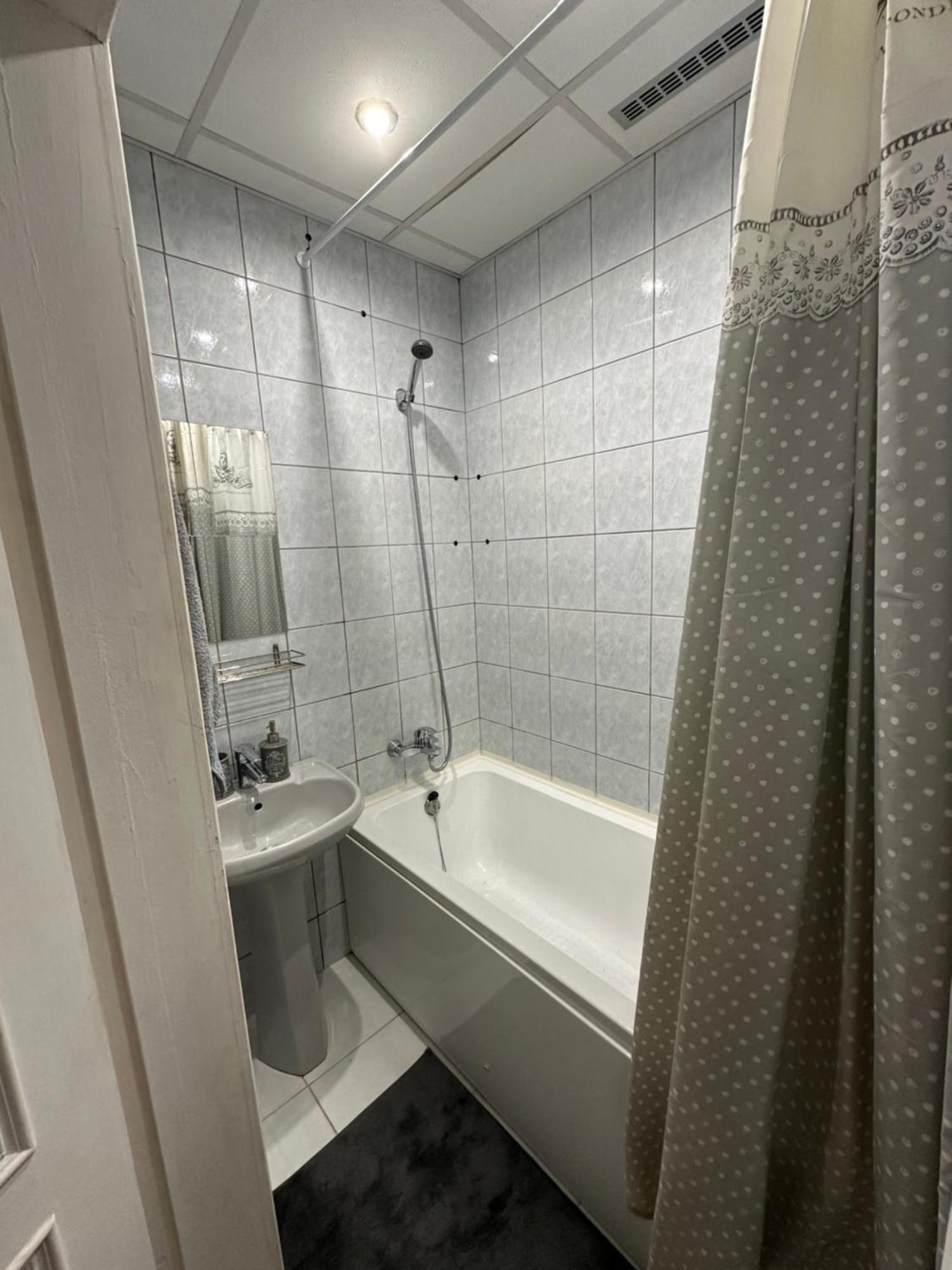 Cozy Apartment- Self Check- In Riga