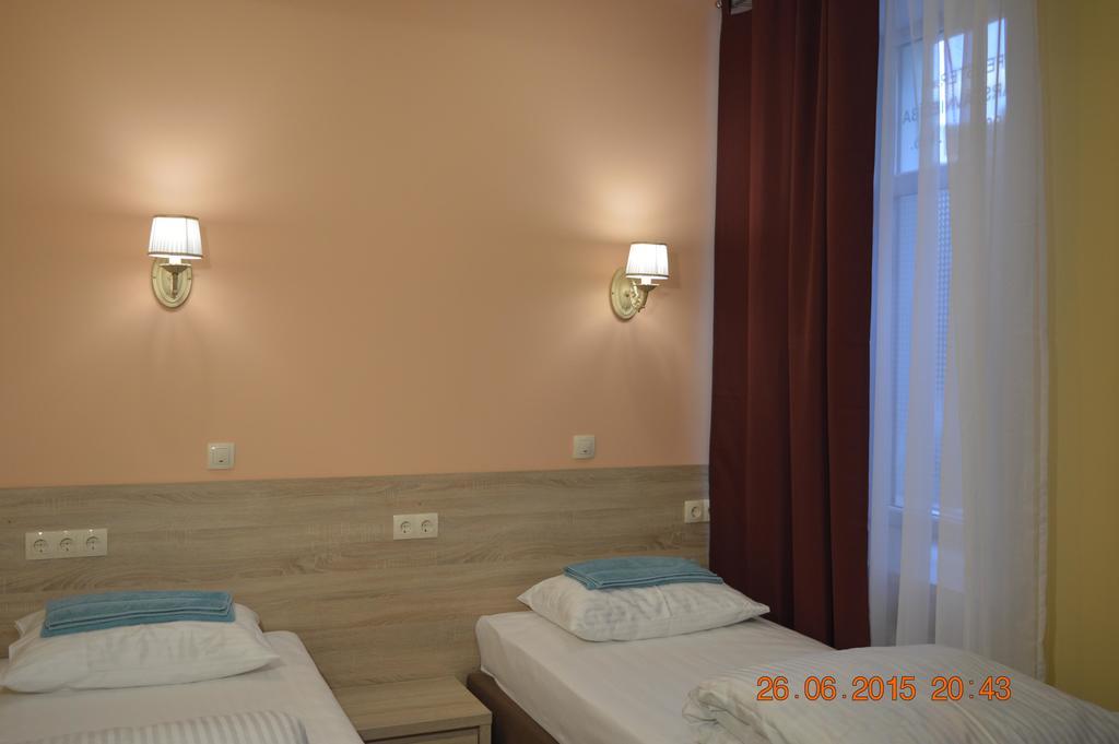 Gogol Park Rooms 2*