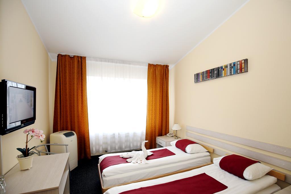 Hotelli Tomo Free Parking 3*