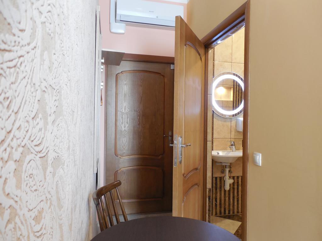 Gogol Park Rooms 2*