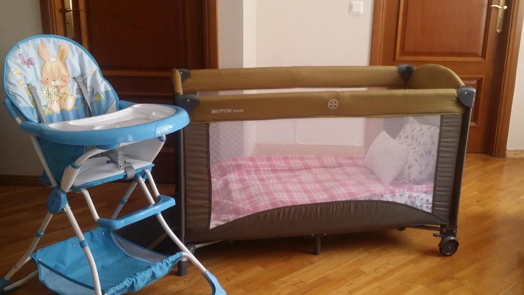 Huoneisto City Inn Riga Apartment, Town Hall View With Parking *