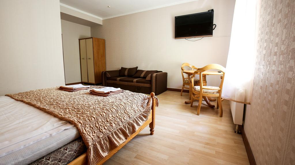 Hotel Well
