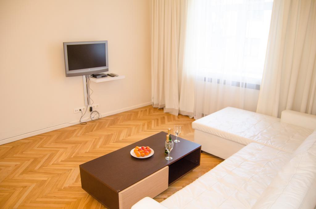 Butas Apartment, Old Town, River View With Parking Riga