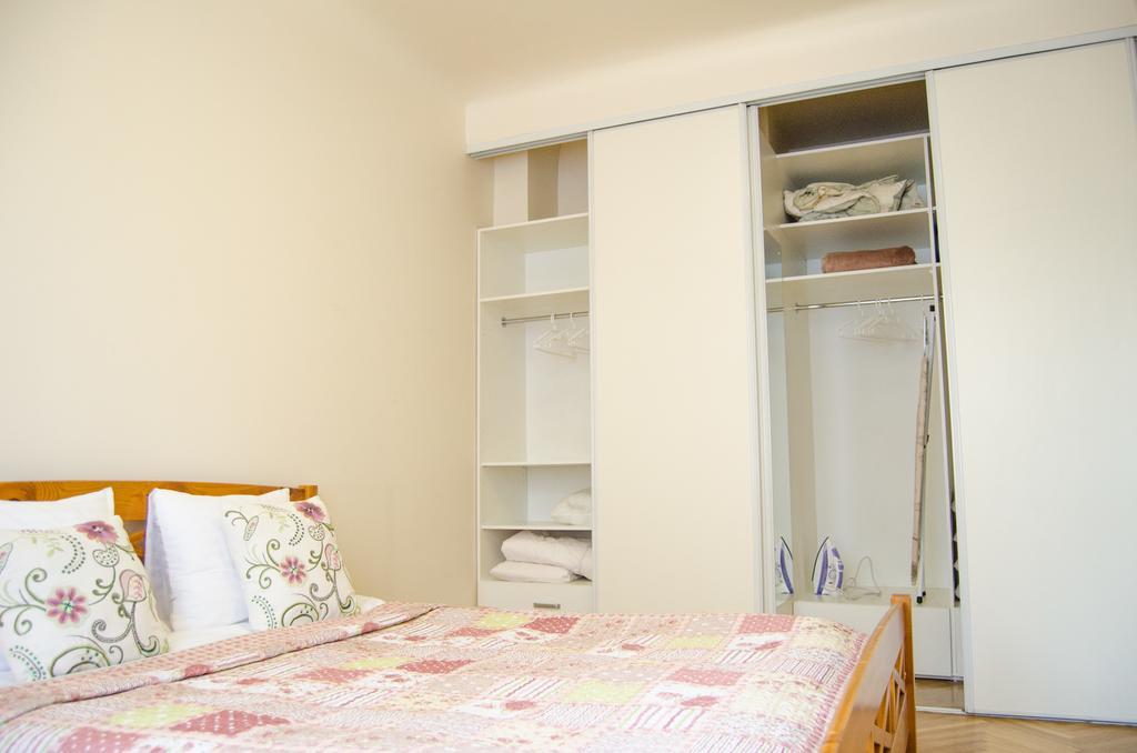 Apartment, Old Town, River View With Parking Riga