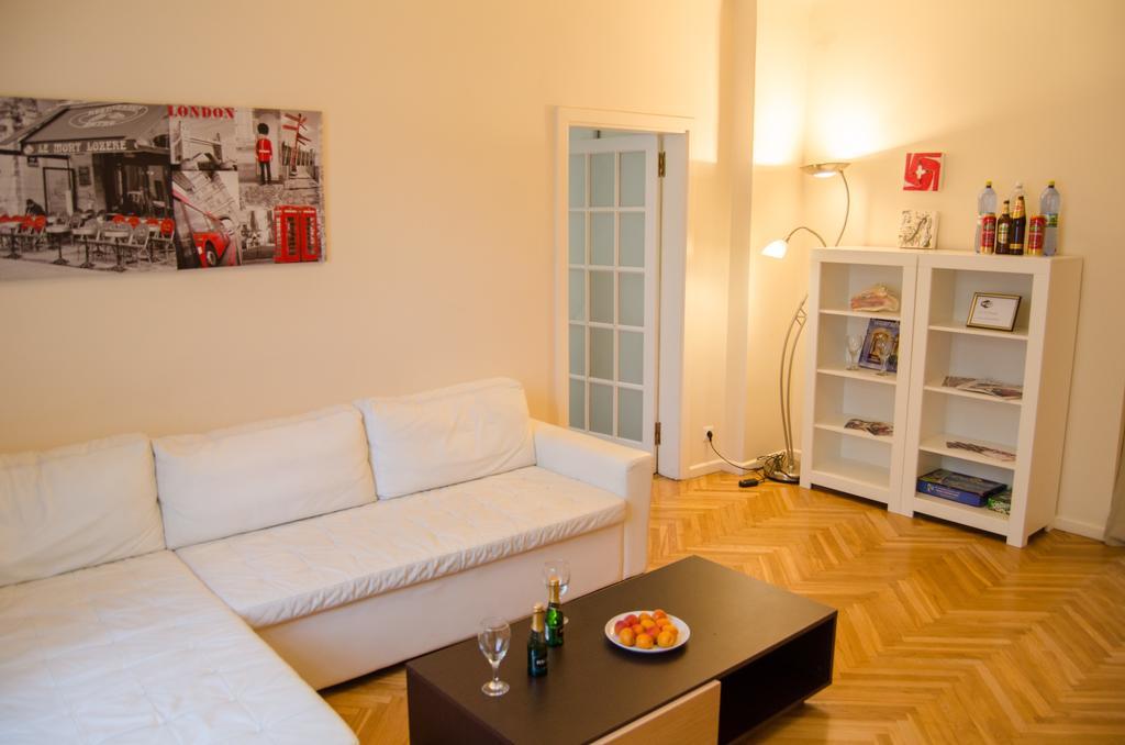 Butas Apartment, Old Town, River View With Parking