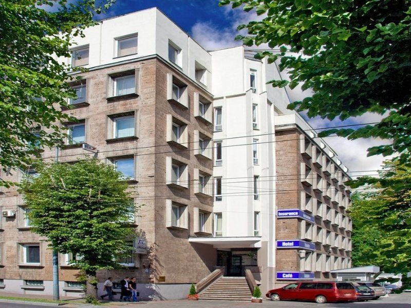 Rija Tia
