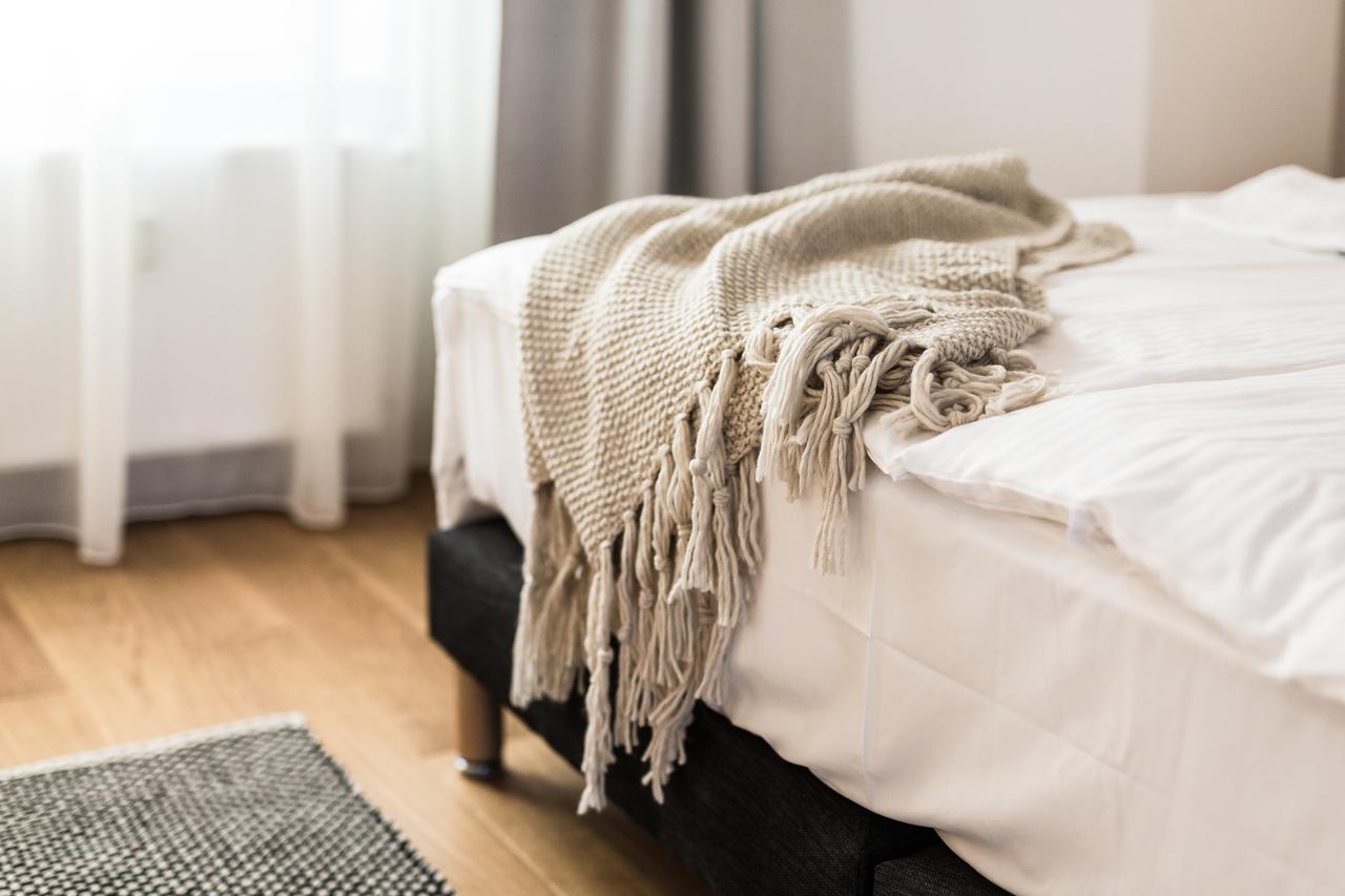 Khách sạn hẻo lánh Lux - Skolas Riga