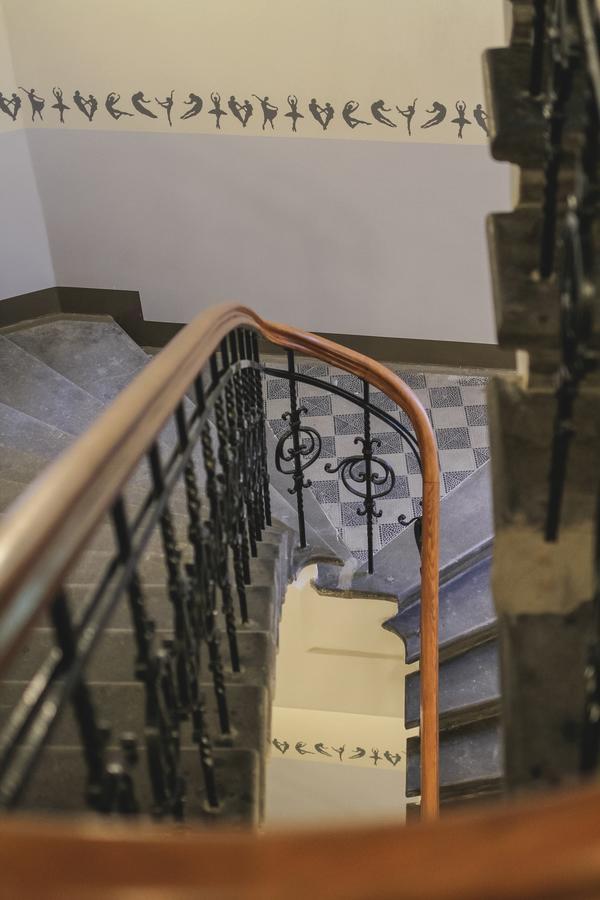 Sherlock Art Aparthotel 3*