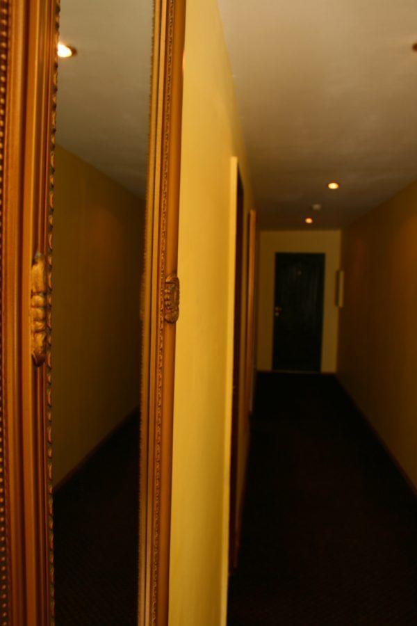 Evaline Hotel
