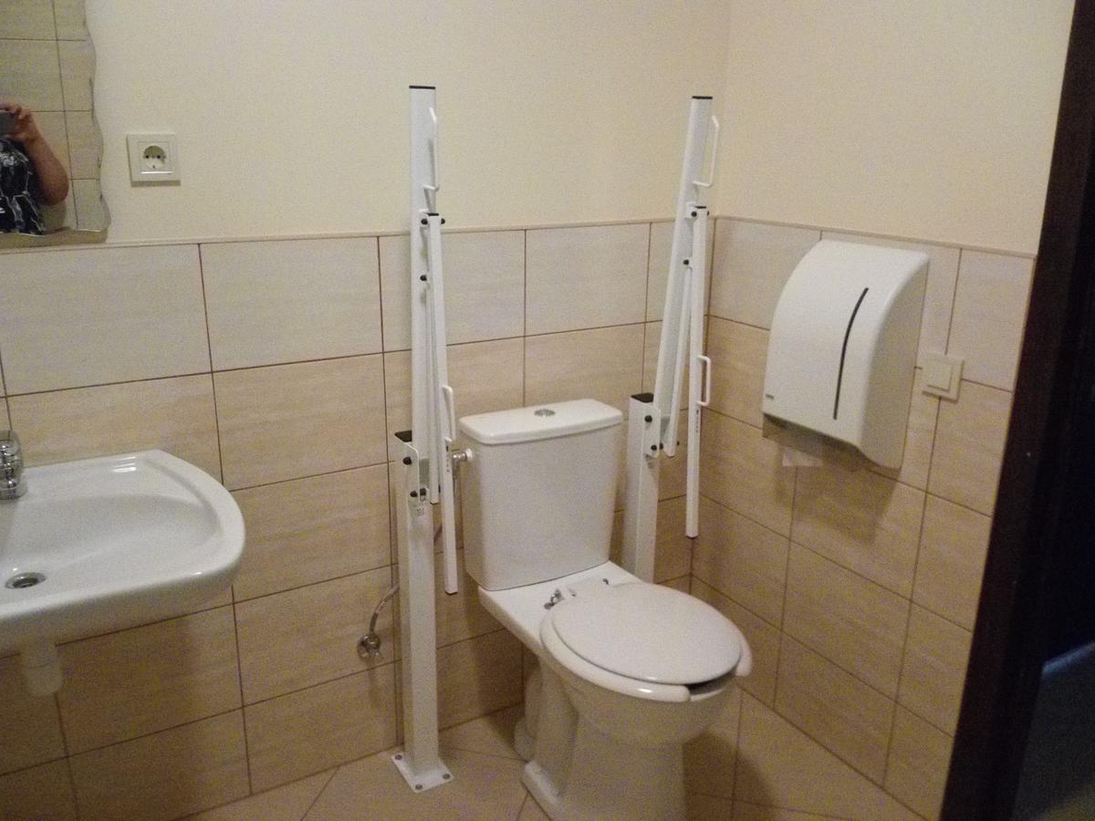 Hotel Bella With Self-check In Riga