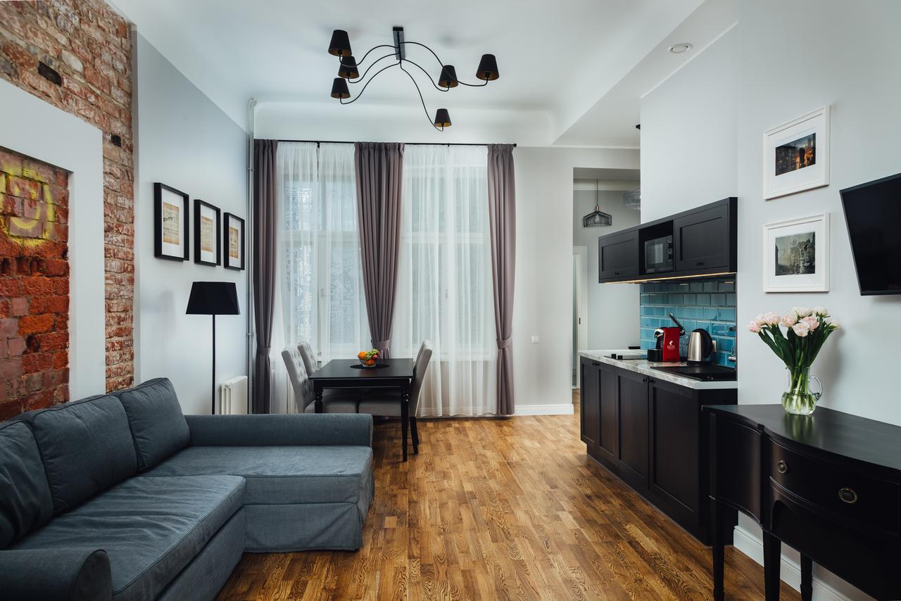 Sherlock Art Aparthotel Riga