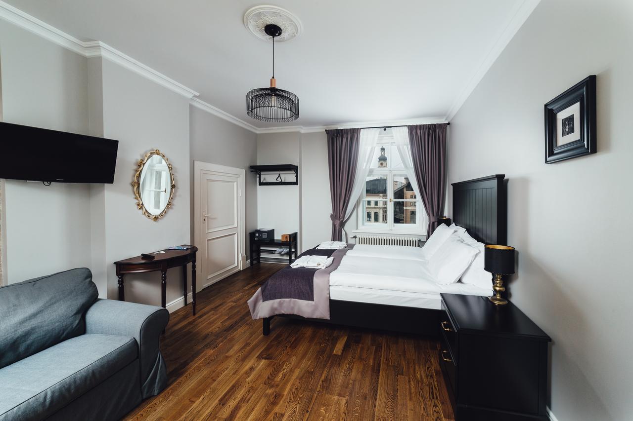 Sherlock Art Aparthotel Riga