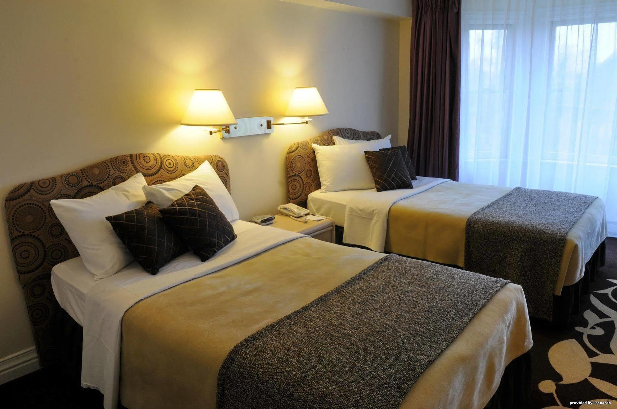 Airport Mara 3*