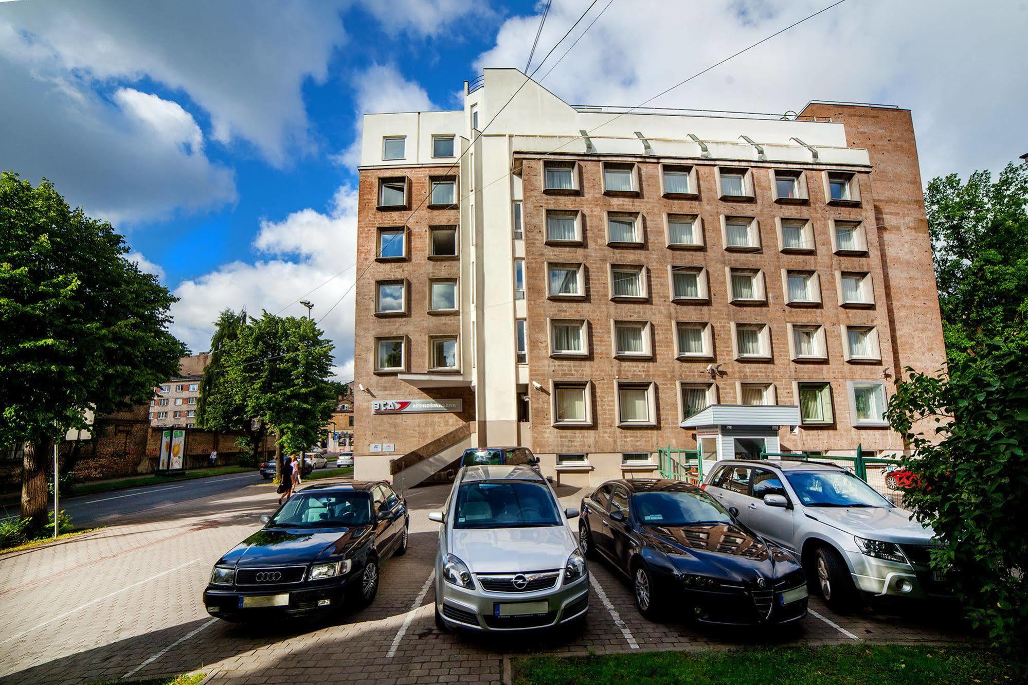 Rija Tia 3* Riga