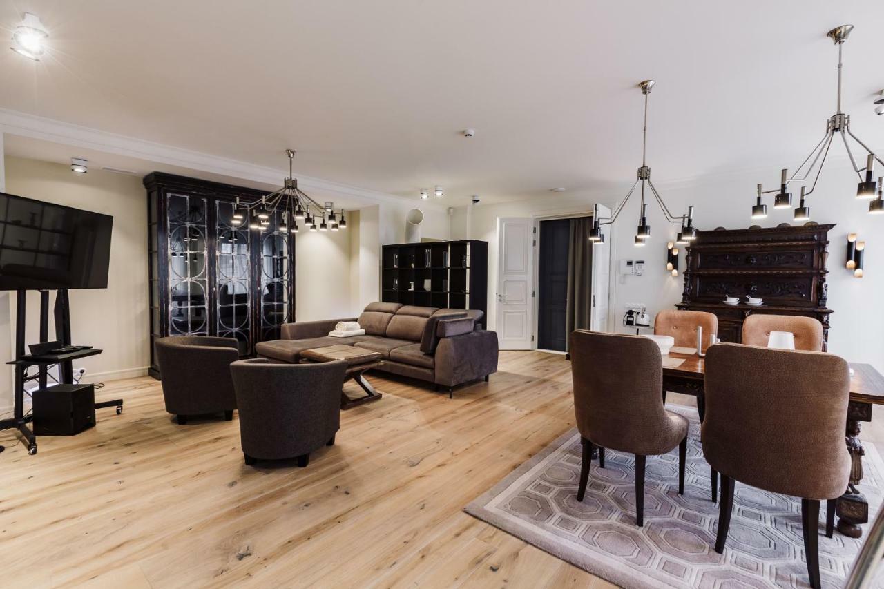 Millionaire Apartment *