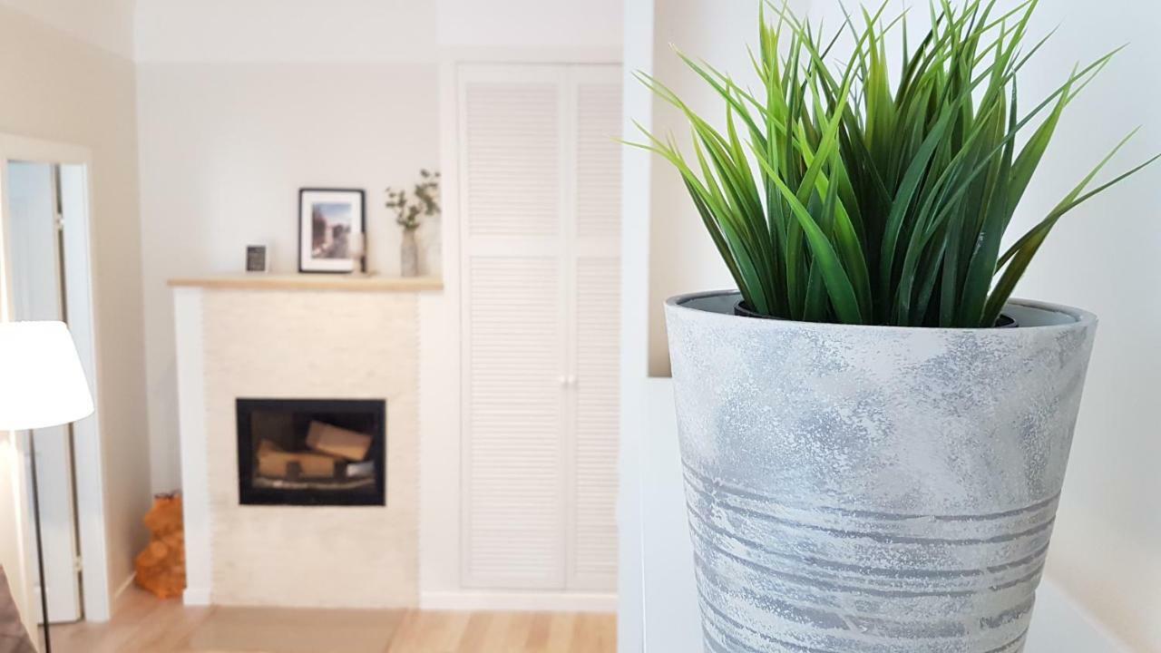 Renovated In Center Apartment *