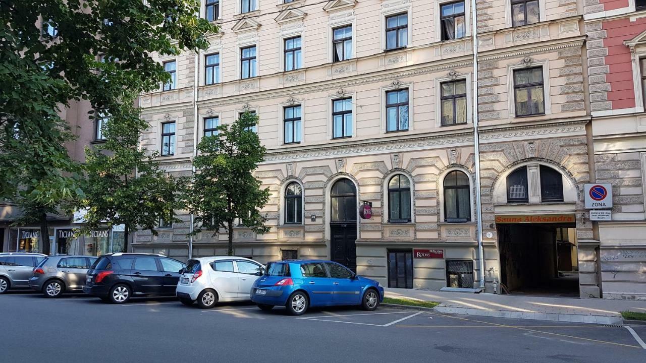 Renovated In Center Apartment Riga