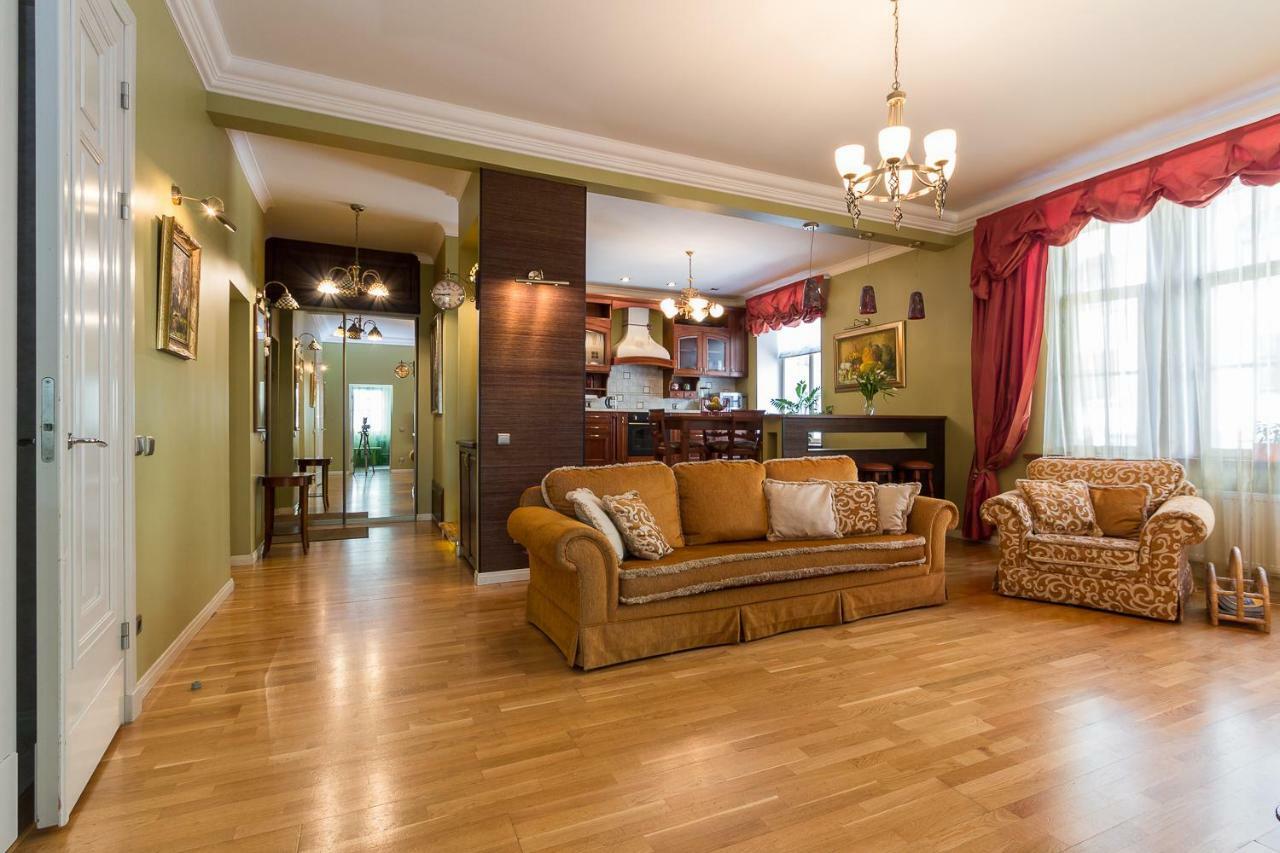 Apartment Royal