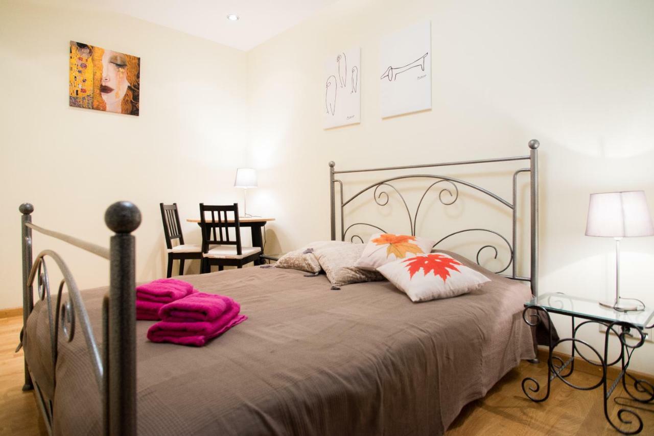 Old Park Apartment