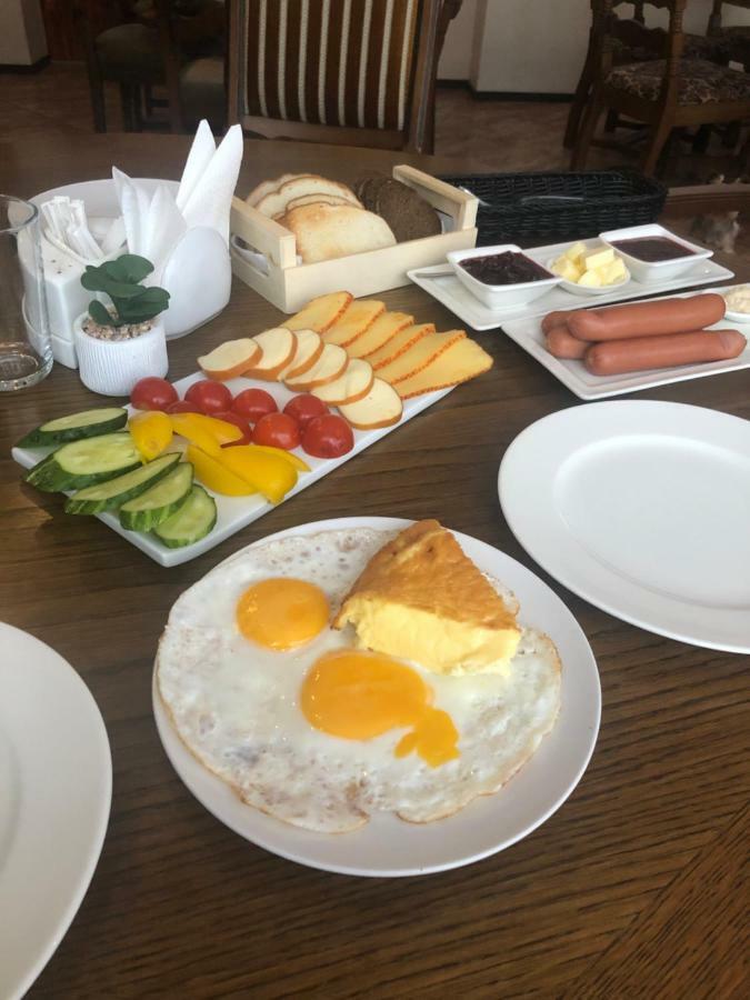 Cetri Vilni Hotel *
