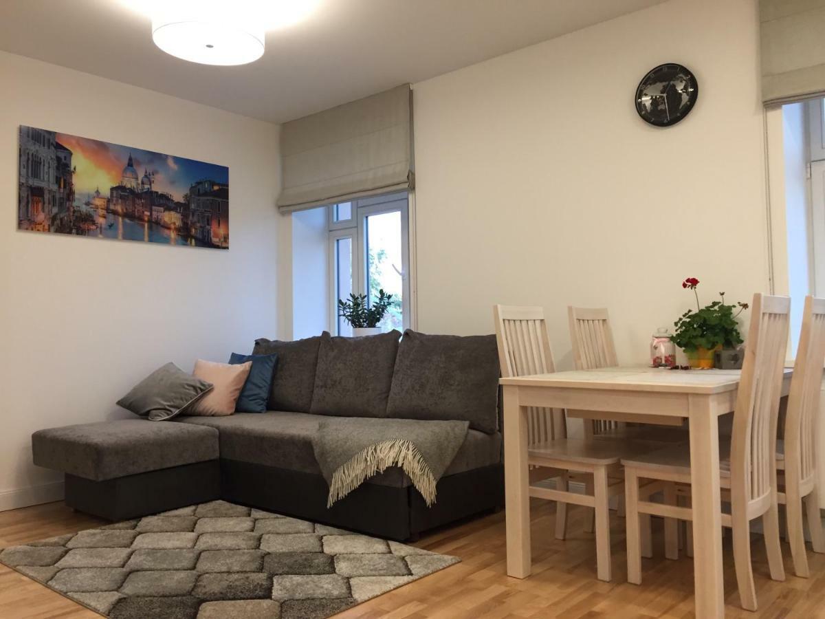 Apartment Elegance