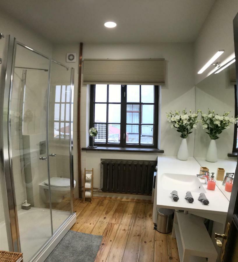 Doma Square 2, In The Heart Of Old Town Apartment Riga