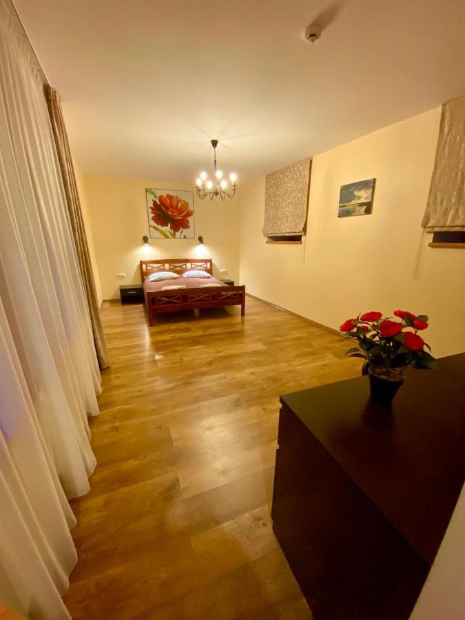 Castle Square Ferienhaus *