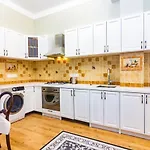 Spacious Apartment In The Heart Of Riga