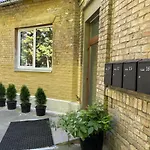 Triada Apartament Near The Park And River Daugava