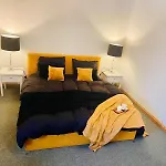 Spacious Apartment In Old Town Riga