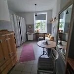 Camellia Studio Apartment & Parking