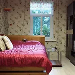 Small And Cozy Studio Apartment