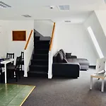 Powder Tower Apartment In Old Town