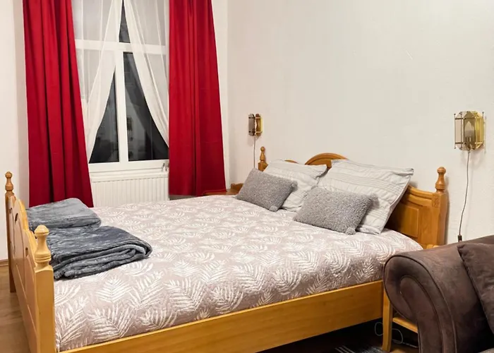Peaceful 2 Room 50M2 Centric 10 Min To Old Town Ac