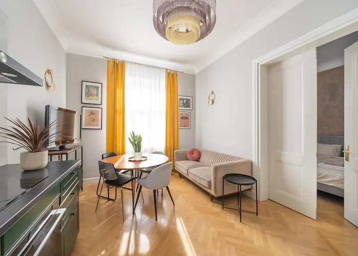 Luxury Marvellous Flat In The Heart Of Riga