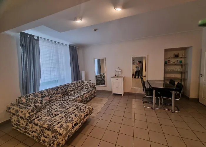 Camellia Studio Apartment & Parking