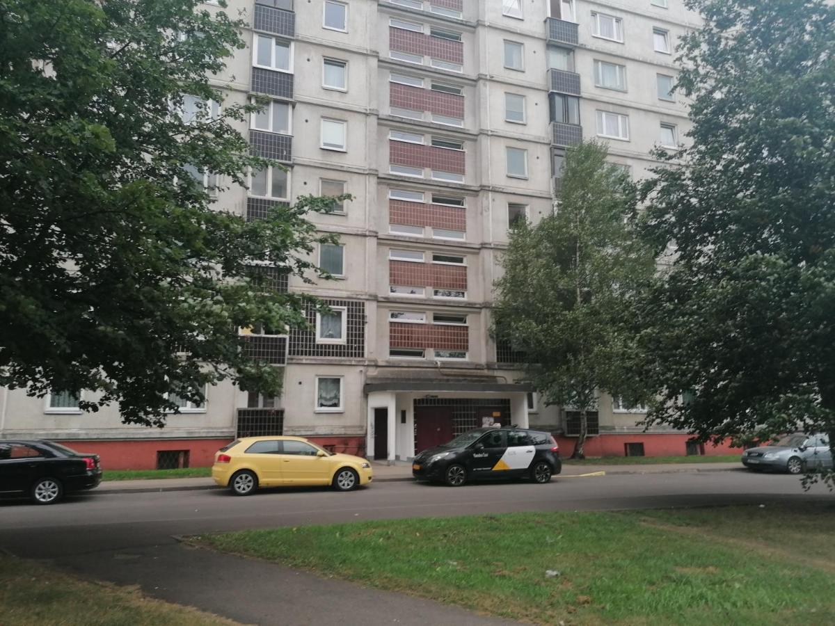 15 Minutes From The And Center 7 Minutes From The Airport * Riga