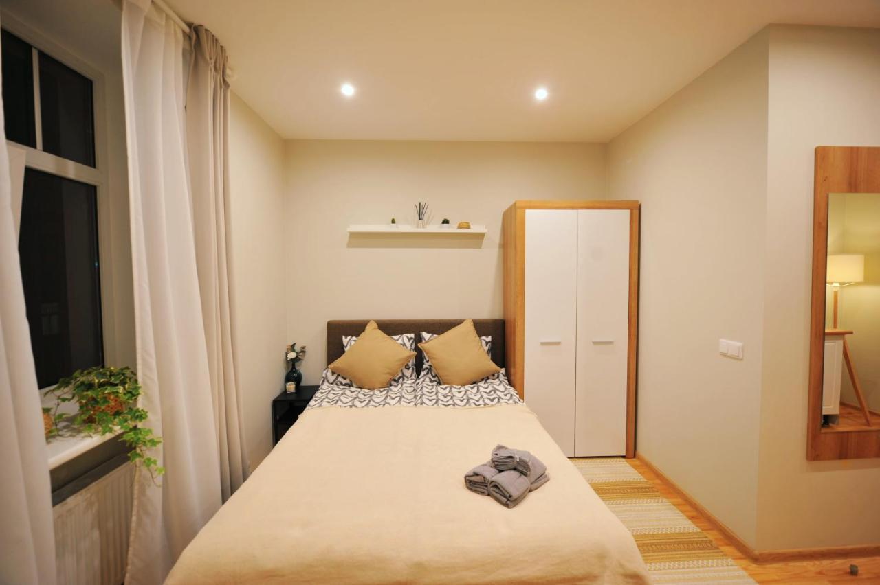 Comfort At Hanzas Residence, Near Cafes, Bars, Museums & Esplanade Riga