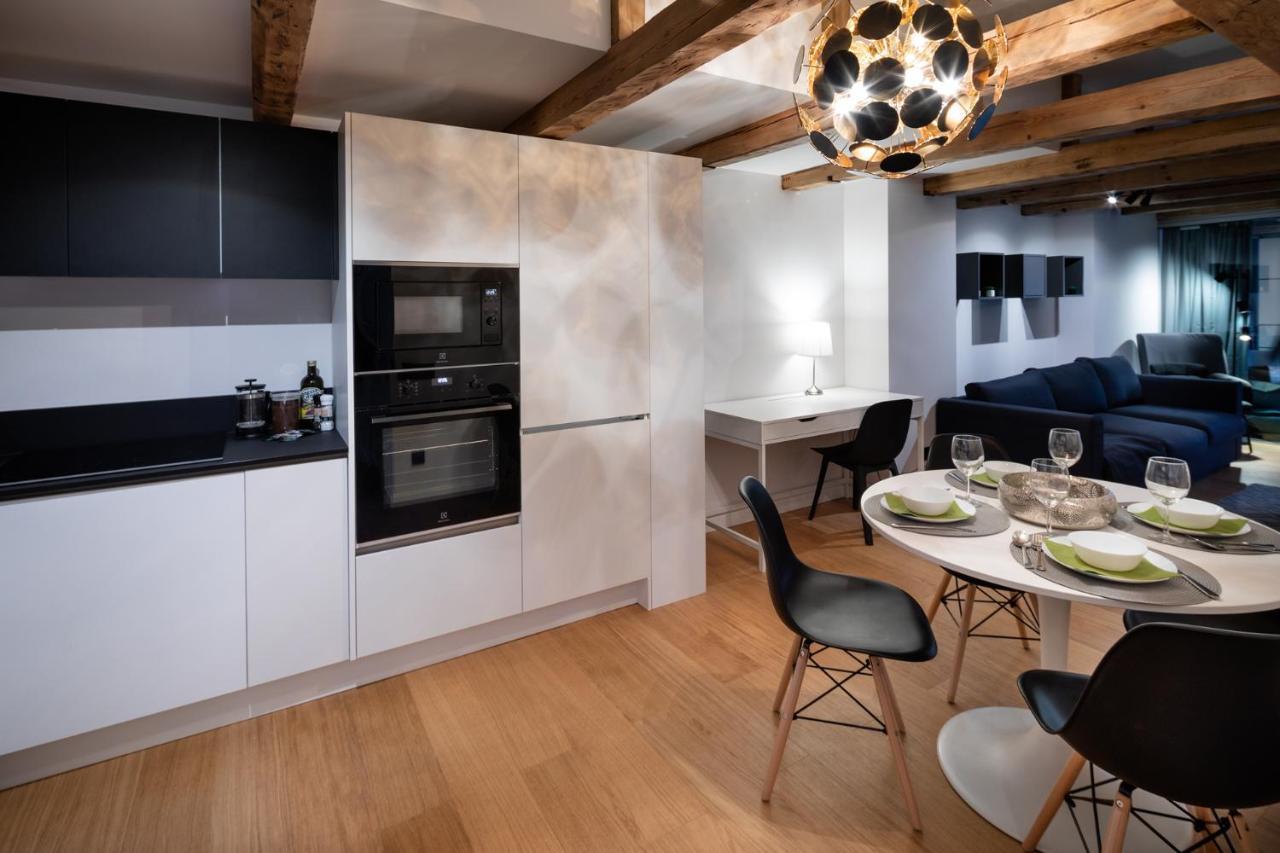 Merkela Loft Beside Vermanes Park Riga