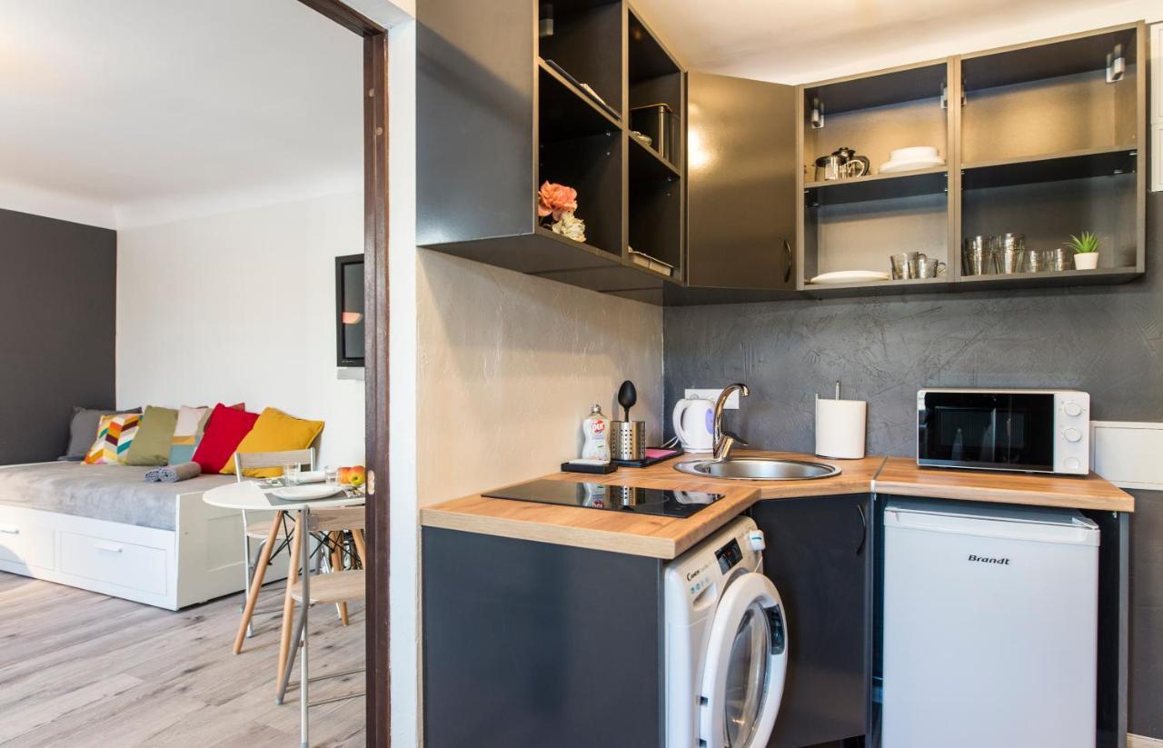 Jelgavas 52 Old Town 5 Min 4 Free Parking Self Check In Out Apartment Riga